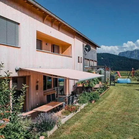 Rosenhaus 3 Appartement